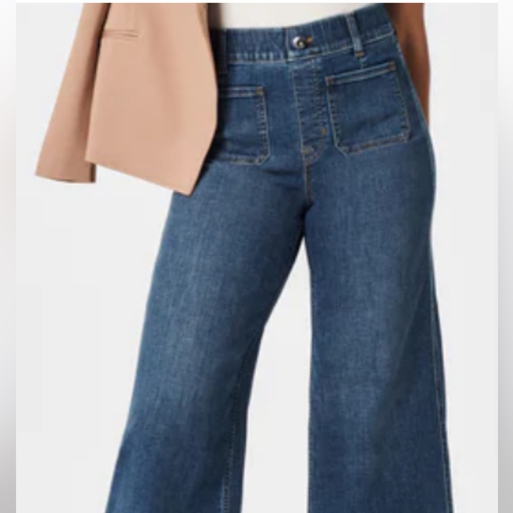 Spanx Cropped Wide Leg Jeans with Patch Pocket.  Never worn, size medium